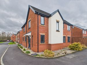 Photo 21- click for photo gallery